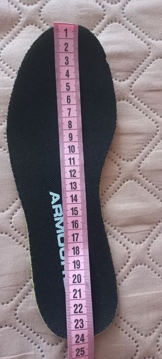 Кросівки Under Armour(оригінал)