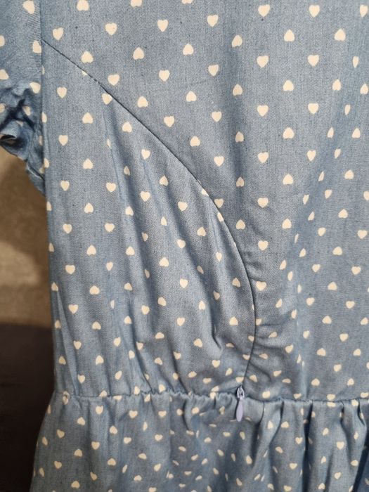 Сукня для вагітних та годуючих мам