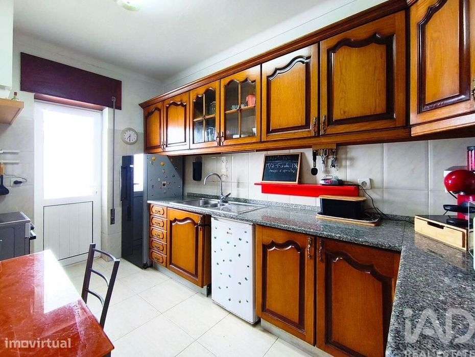 Apartamento T3 em Darque de 77,5 m2