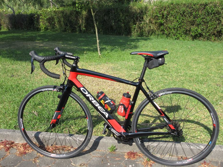 Bicicleta de Estrada Orbea Avant – Excelente Estado