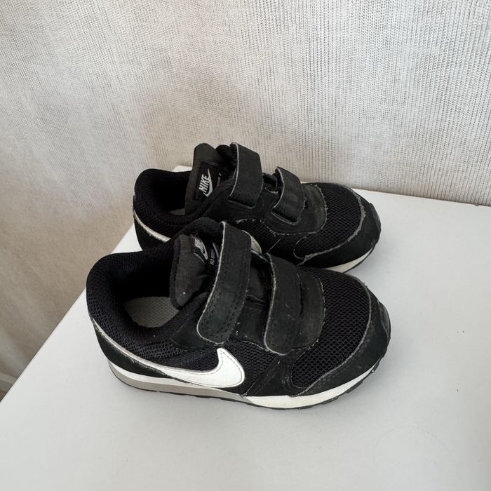 Кросівки nike 23,5 розмір 15 см