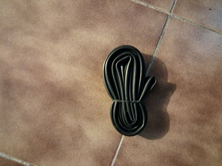 Pneu btt novo + material