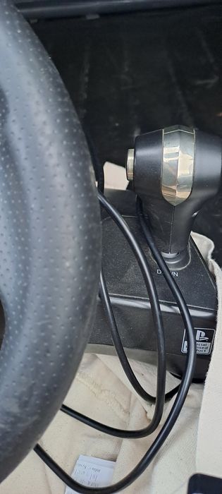 Volante Playstation e pedais