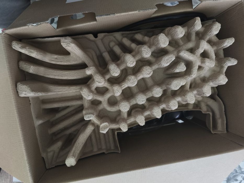 Maquina de café delongui (nova)