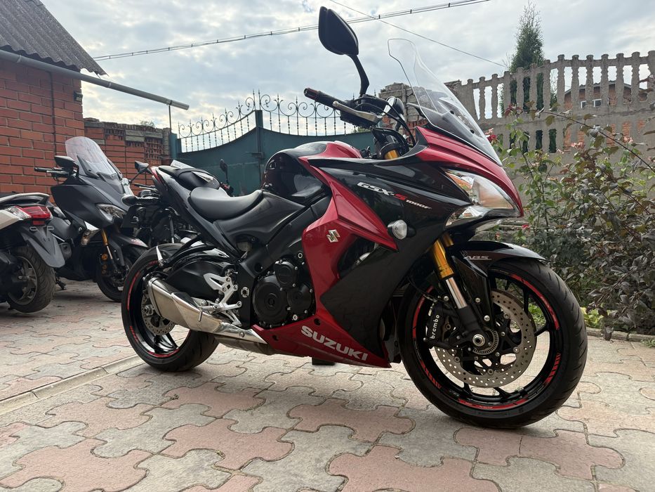 Мотоцикл Suzuki GSX-S1000F розмитнений