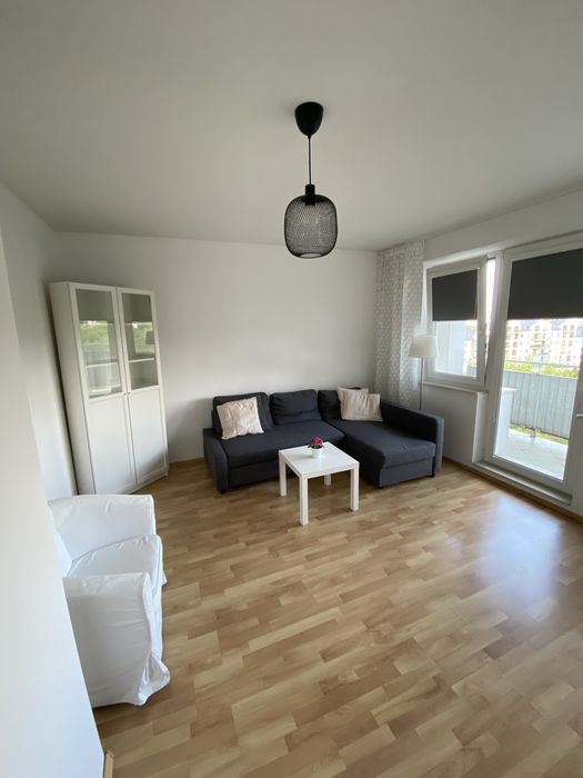 Przestronne 2 pokoje z oddzielną kuchnią/blisko metra Imielin