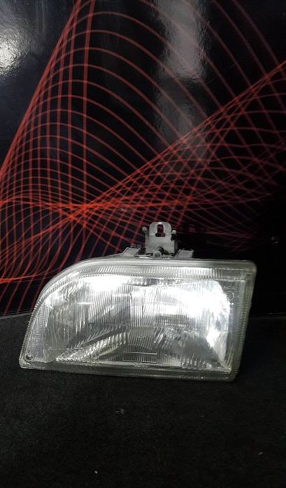 Farol Esquerdo Ford Fiesta Iii (Gfj)
