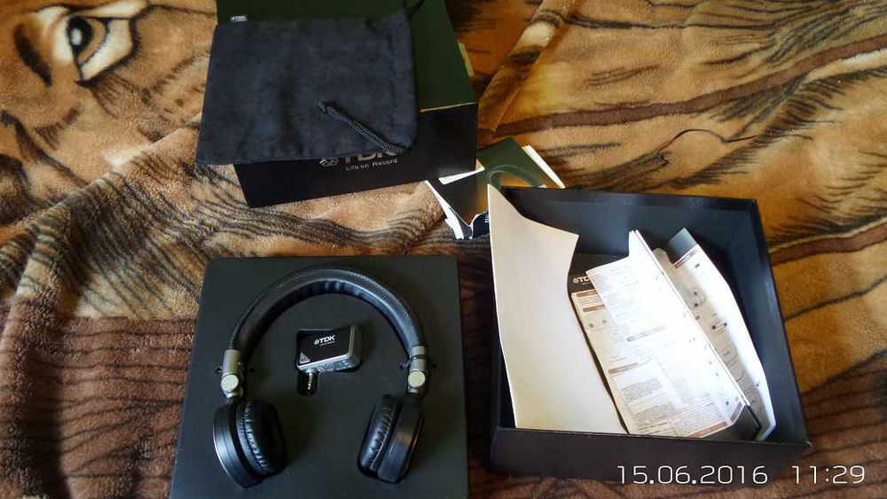 Słuchawki  Bezprzewodowe TDK WR700