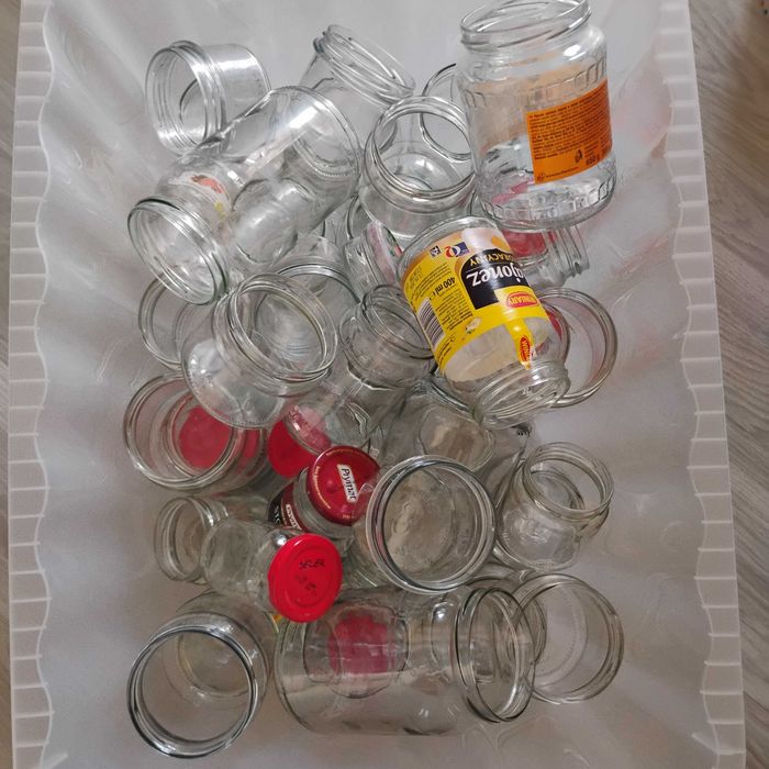 Słoiki bez nakrętek