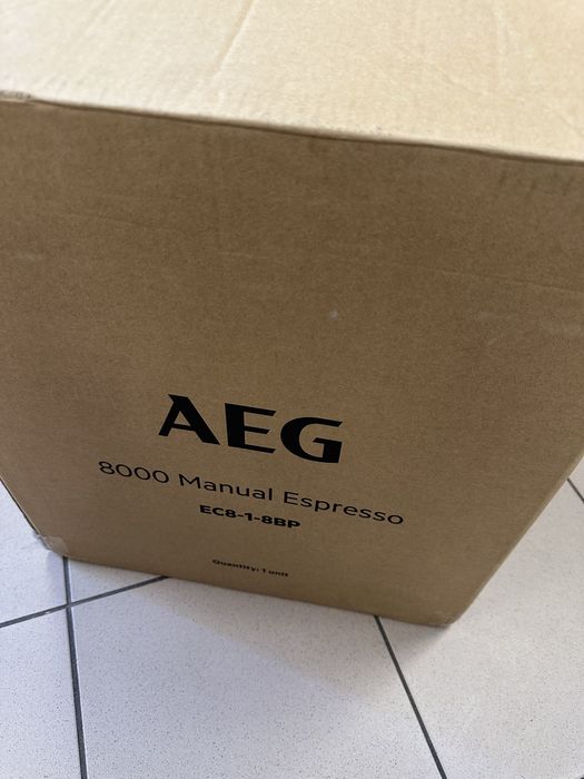 AEG Espresso Siebträgermaschine EC8-1-8BP 8000
