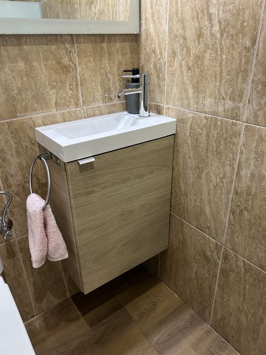 Móvel de casa de banho + toalheiro + torneira