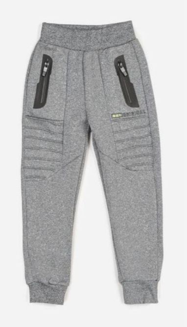 Спортивные штаны на флисе   р.140