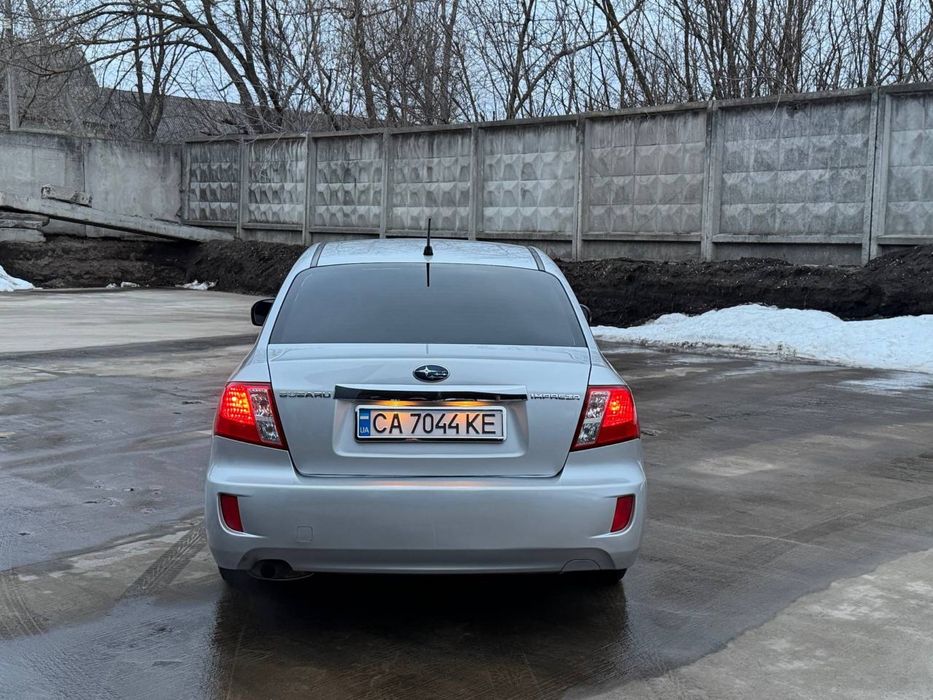 Subaru Impreza газ/бенз Автомат