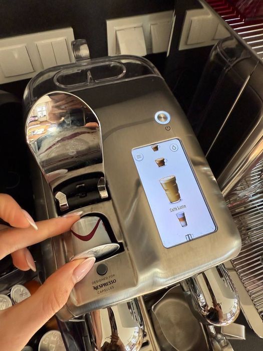 Nespresso Creatista Pro by Sage jak nowy kapsułki