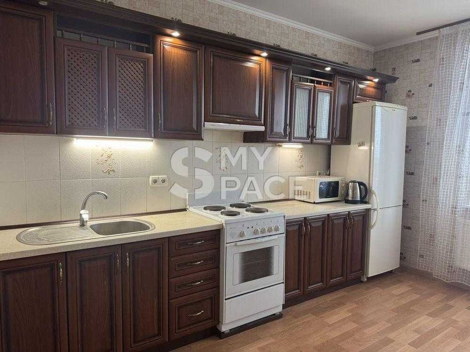 Тепла 2к. квартира Йорданська 1 Почайна Оболонь