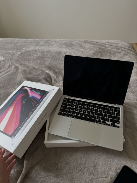 macbook pro m1 2020 - купити ноутбуки - Ціна на OLX.ua