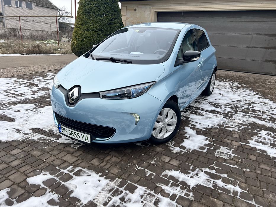 Продам Renault Zoe в идеальнишом состоянии