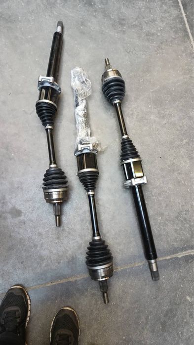 Піввісь права привод VW T6 T5 7e0407761c автомат полуось