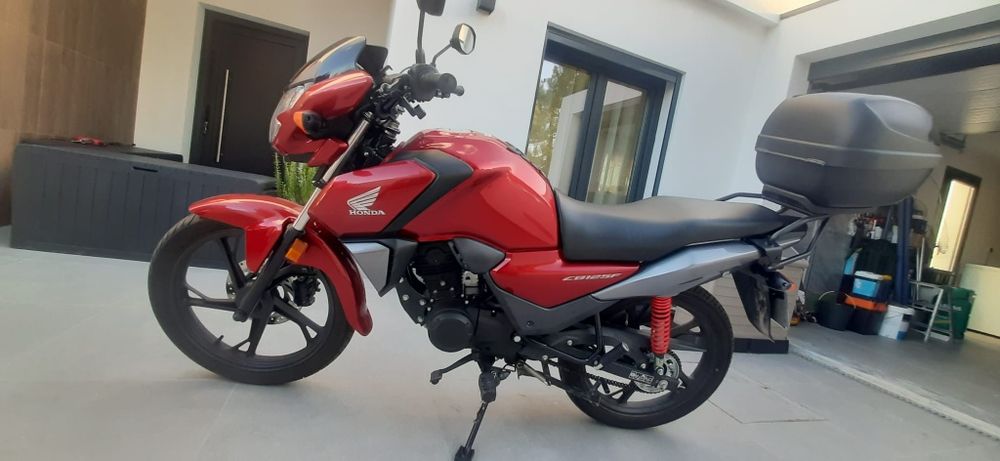 Honda CB125F 2023