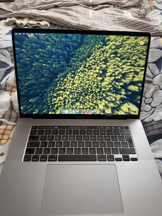 Macbook Pro 16 cali 2019