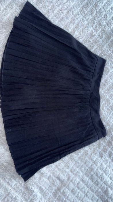 Жіноча чорна спідниця Zara плісе