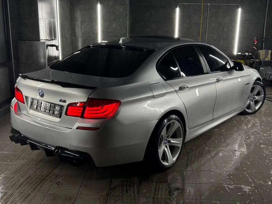Bmw 5 серія 2012 VIN WBAFR7C55DC824383 фото оголошення 2 з 13