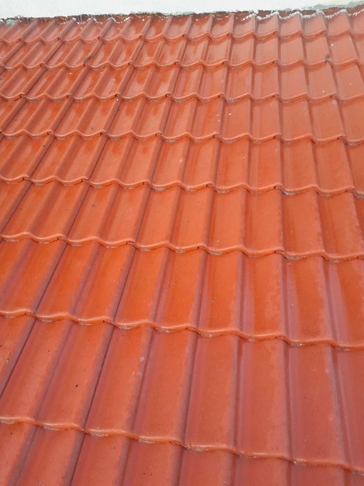 Mycie dachów, elewacji, kostki brukowej i ogrodzeń.