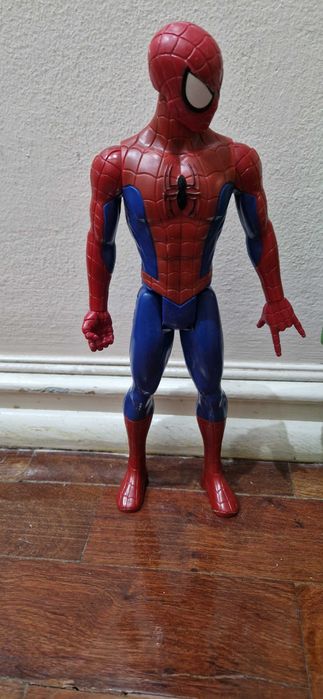 Conjunto de figuras Star Wars e Marvel