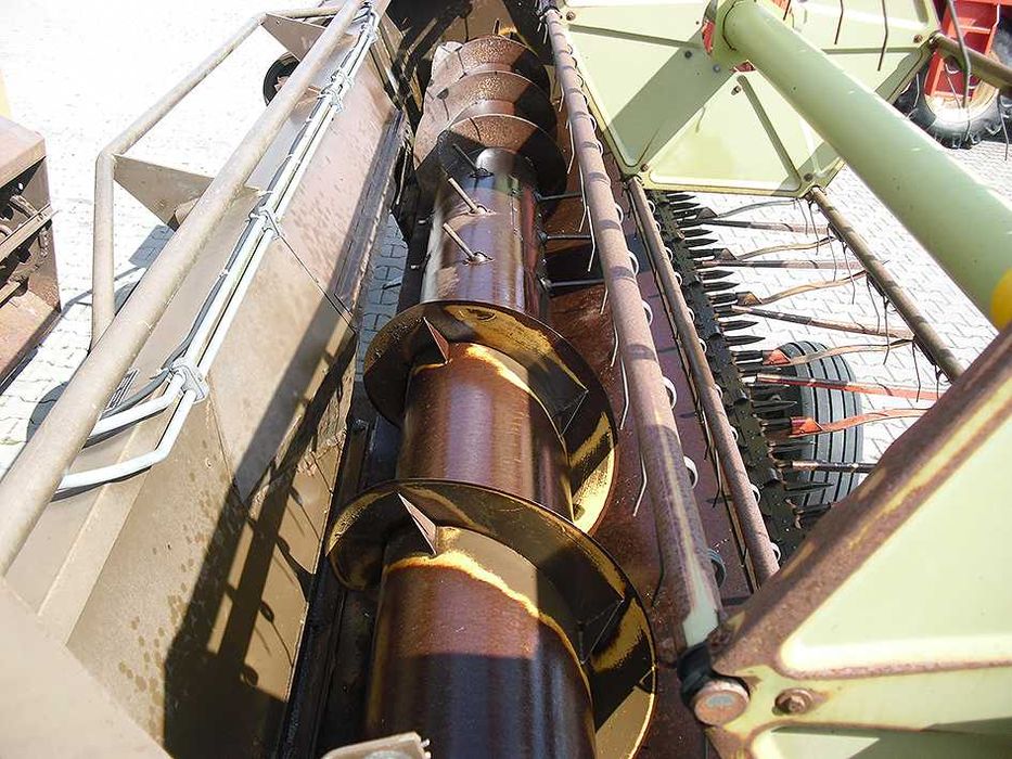 Зерноуборочный комбайн Dronningborg D 7200