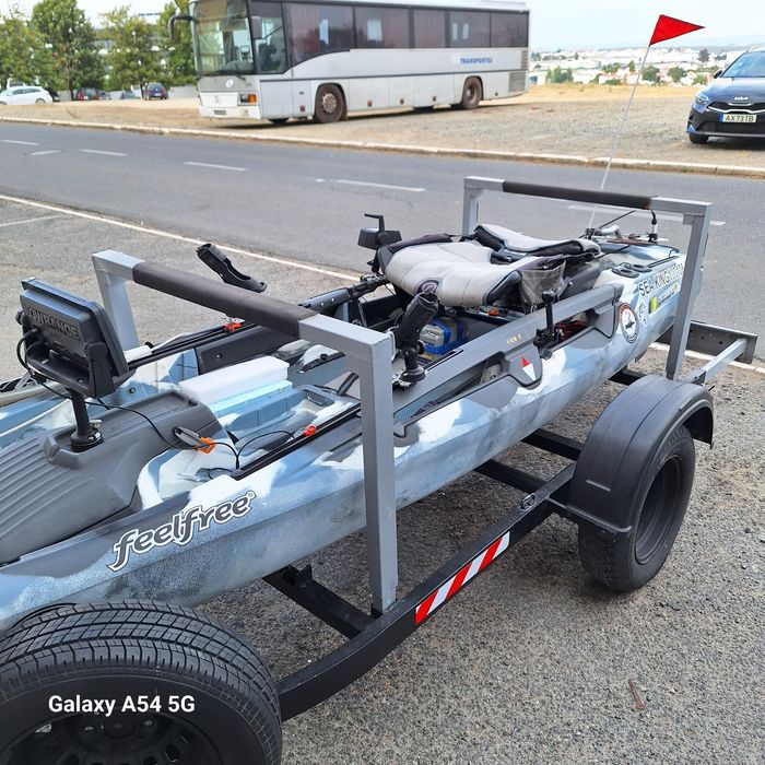 Vendesse Kayak Feelfree com motor eléctrico torqeedo com bateria própr