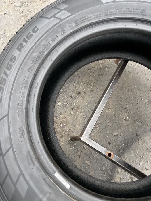 Шини  нові 235/65 R16C Pirelli зима 2025 рік