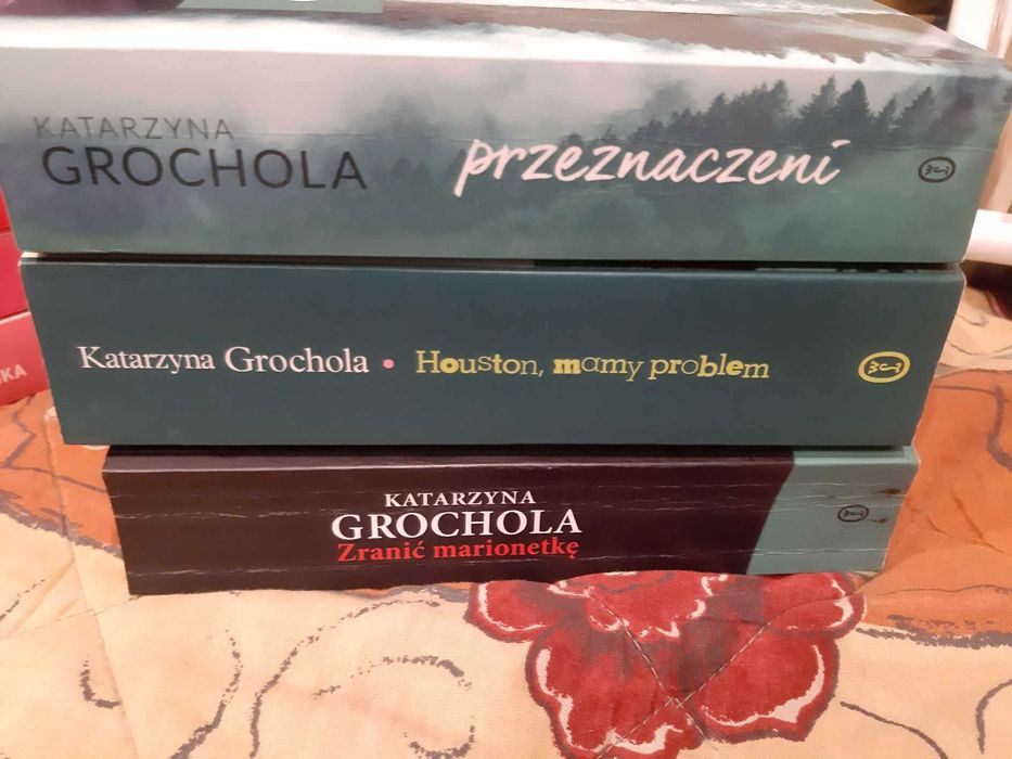 Katarzyna Grochola-Przeznaczeni-Houston,mamy problem-Zranić Marionetke