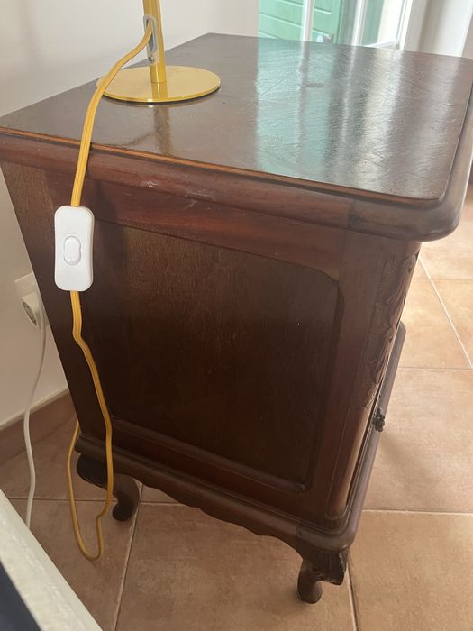 Mesa cabeceira queen anne