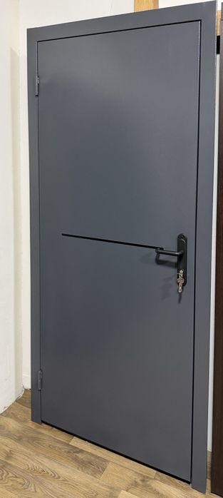 Двері Вхідні Будинок Квартира Двері зі складу Монтаж дверей Металеві