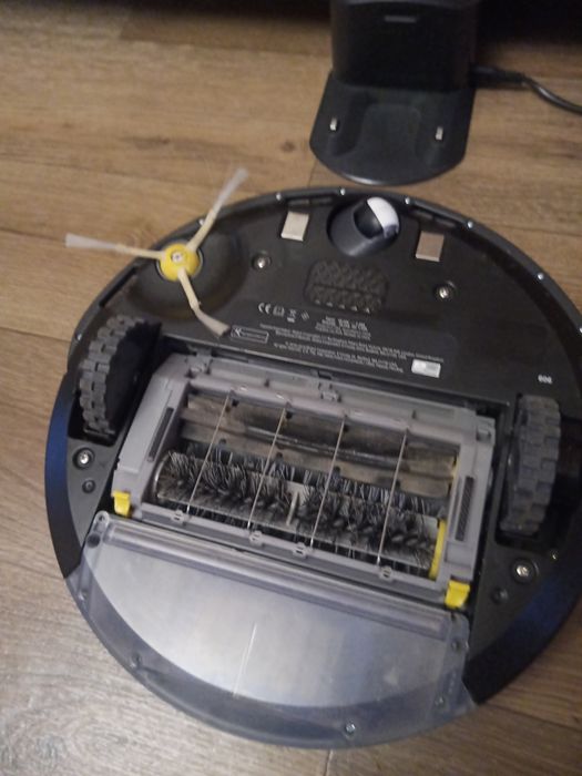 Робот пылесос iRobot