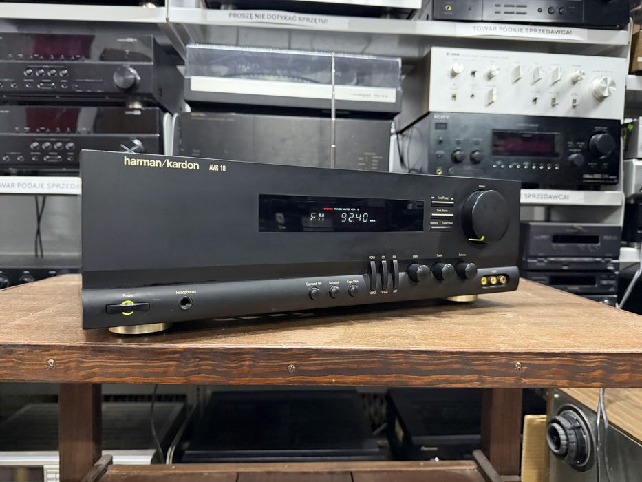 ‼️ Harman Kardon AVR 10 – Amplituner Stereo Hi-Fi z Wysoką Mocą, Wejściem Phono i Regulacją Barwy Dźwięku | Audio Room