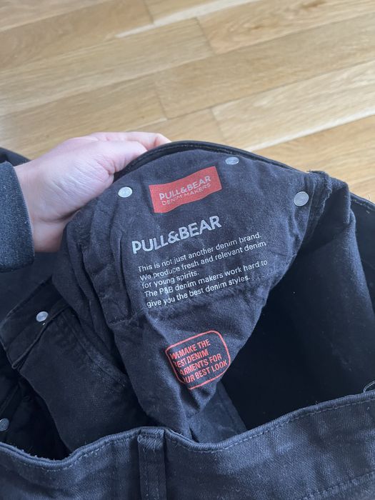 Czarne spodnie męskie Pull&Bear 42 rurki