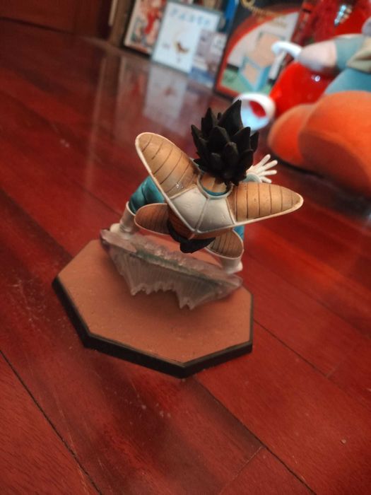 Figura Dragon Ball Z - Vegeta Galick Gun (Saga Saiyan)