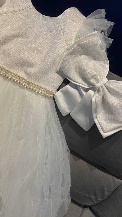 Платье детское праздничное