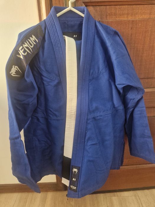 Kimono BJJ A1 (170 cm) quase novo