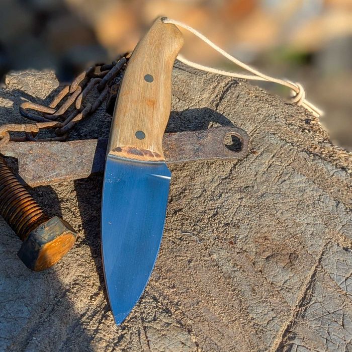 Nóż survivalowy bushcraft myśliwski custom knife D2 pochewka PKBlades