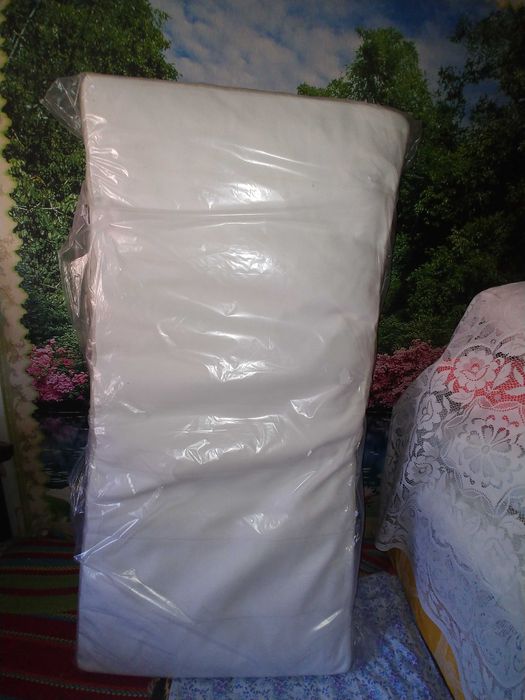 Матрац детский б/у с кокосовым наполнителем 1.40 х 70 х 14