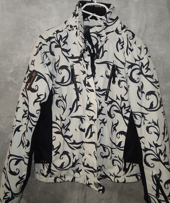 Гірськолижні куртки