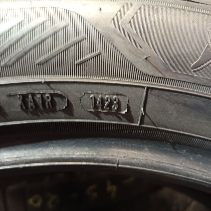 225/55R19 Goodyear Efficient Grip 2 SUV