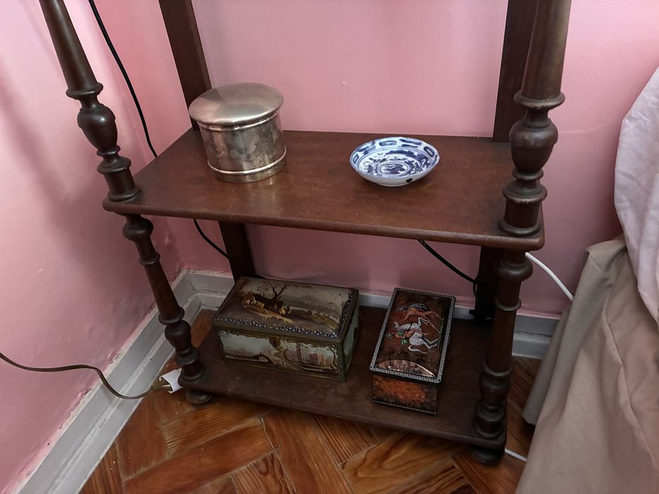 Pequena estante livros / apoio