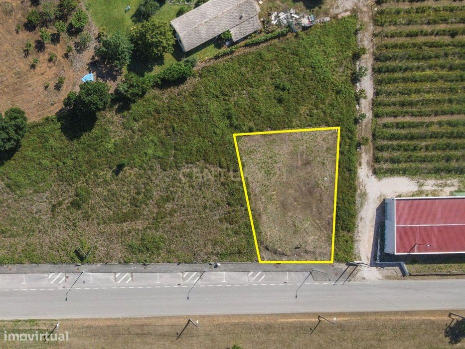 Terreno em Poiares, Vila Nova de Poiares - 451m² por 30.000€ — Poiares (Santo André), Coimbra