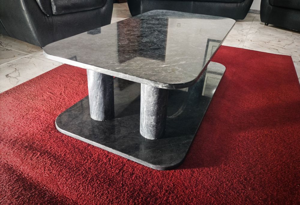 Mesa em Mármore Massisa modelo Único ! COMO NOVA