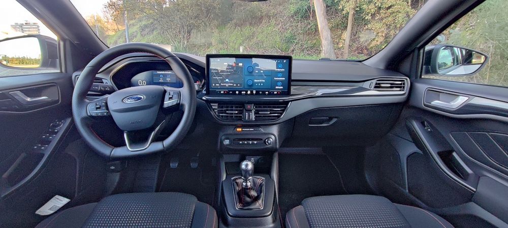 Ford Focus STline X MHEV 2024