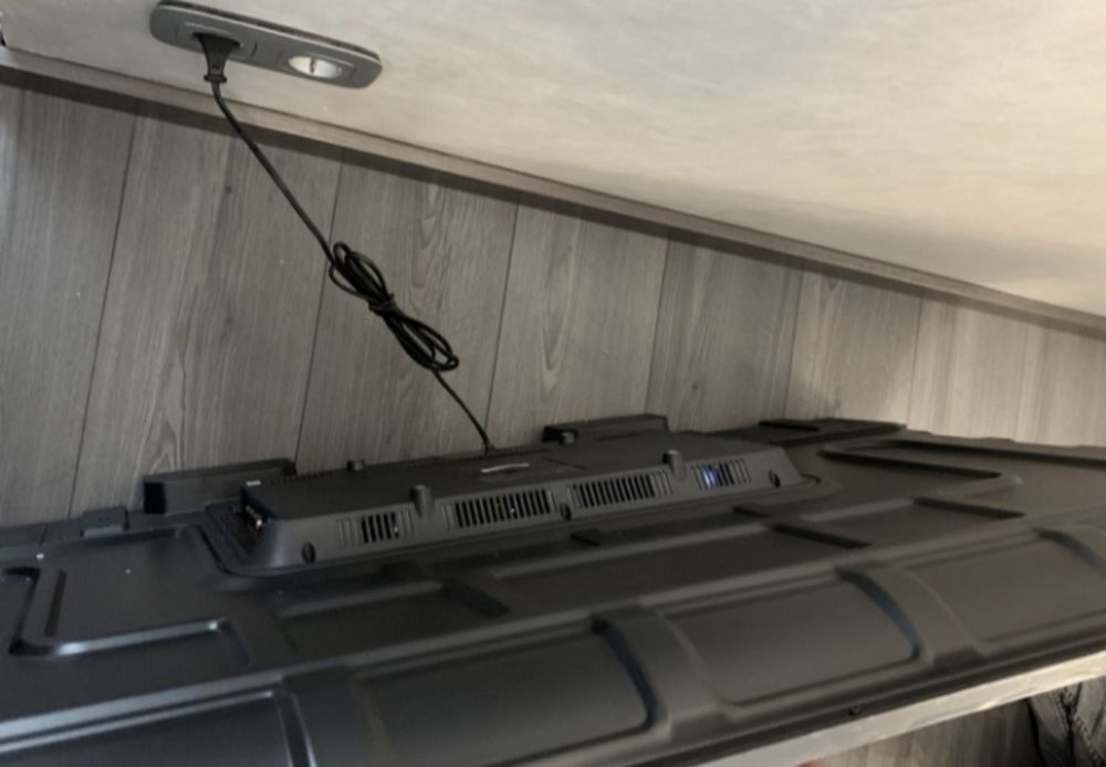 Продам телевизор smart Tv Samsung 50"