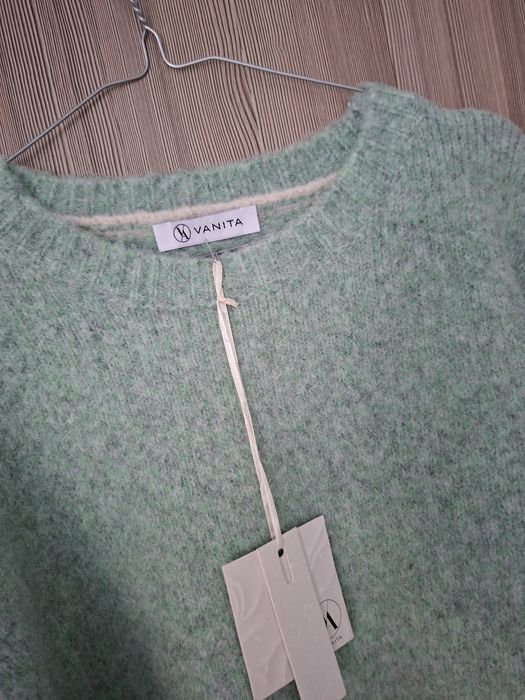 Sweter Vanita Uni